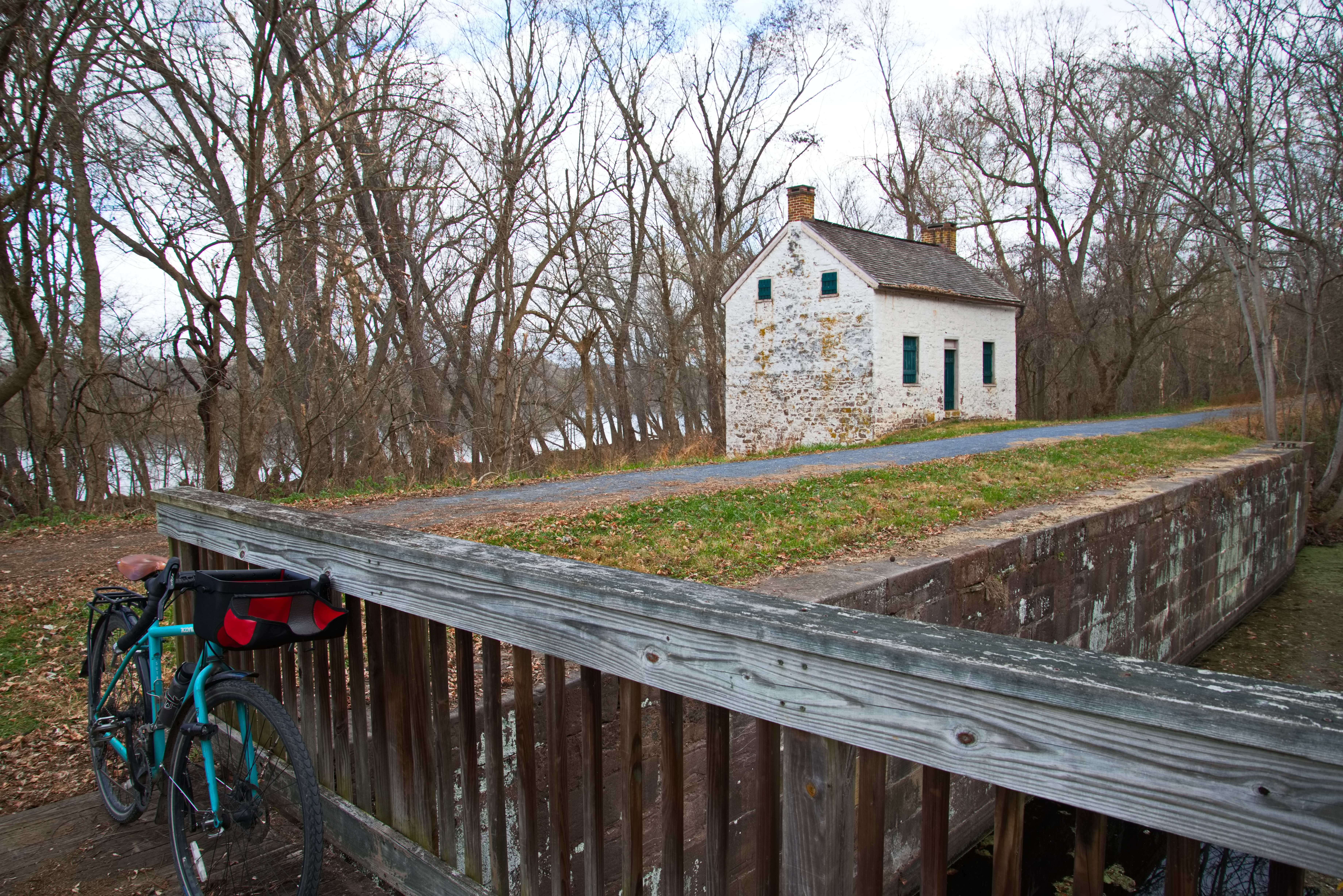 Spinks Ferry Lockhouse